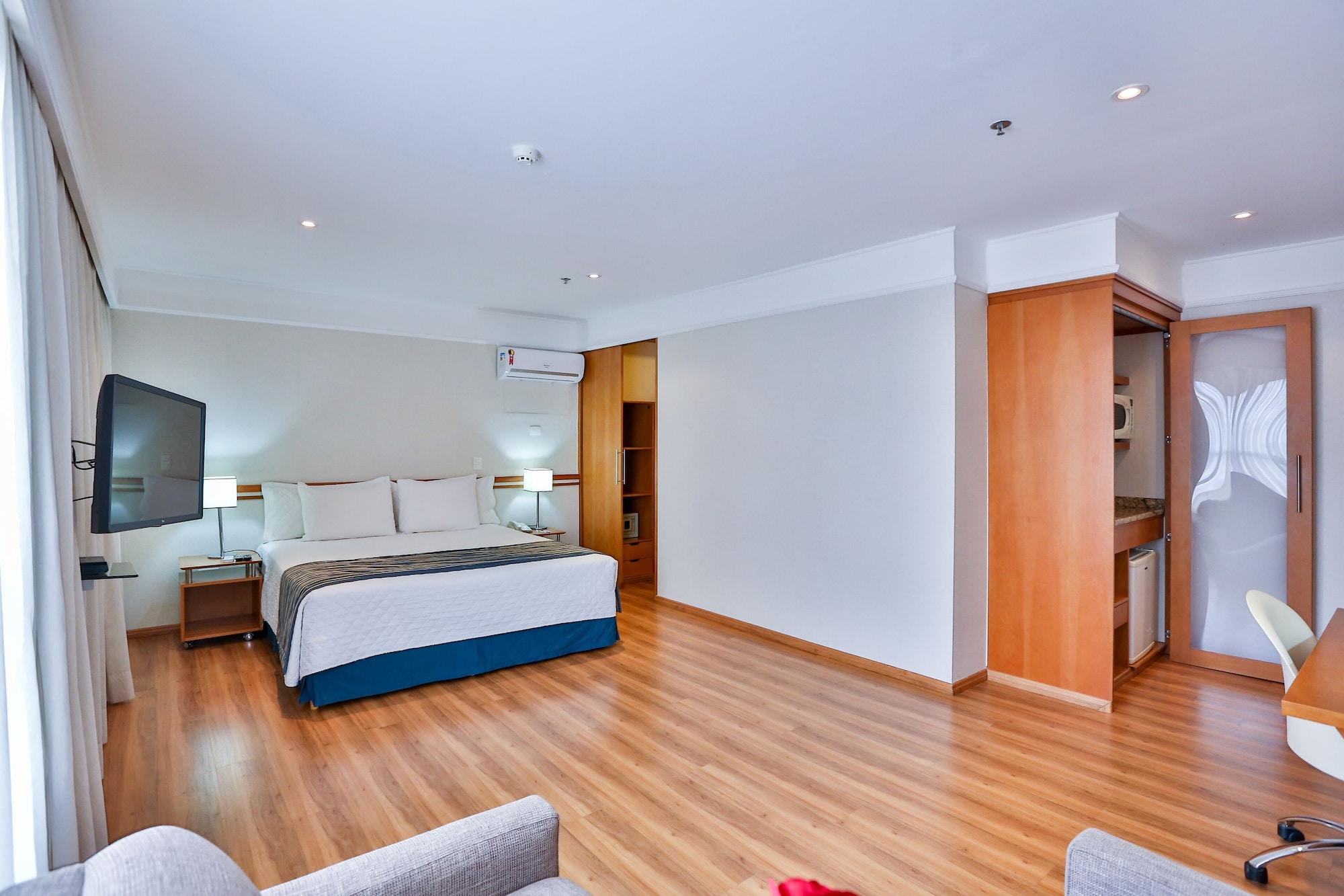 Transamerica Executive Hotel 4*